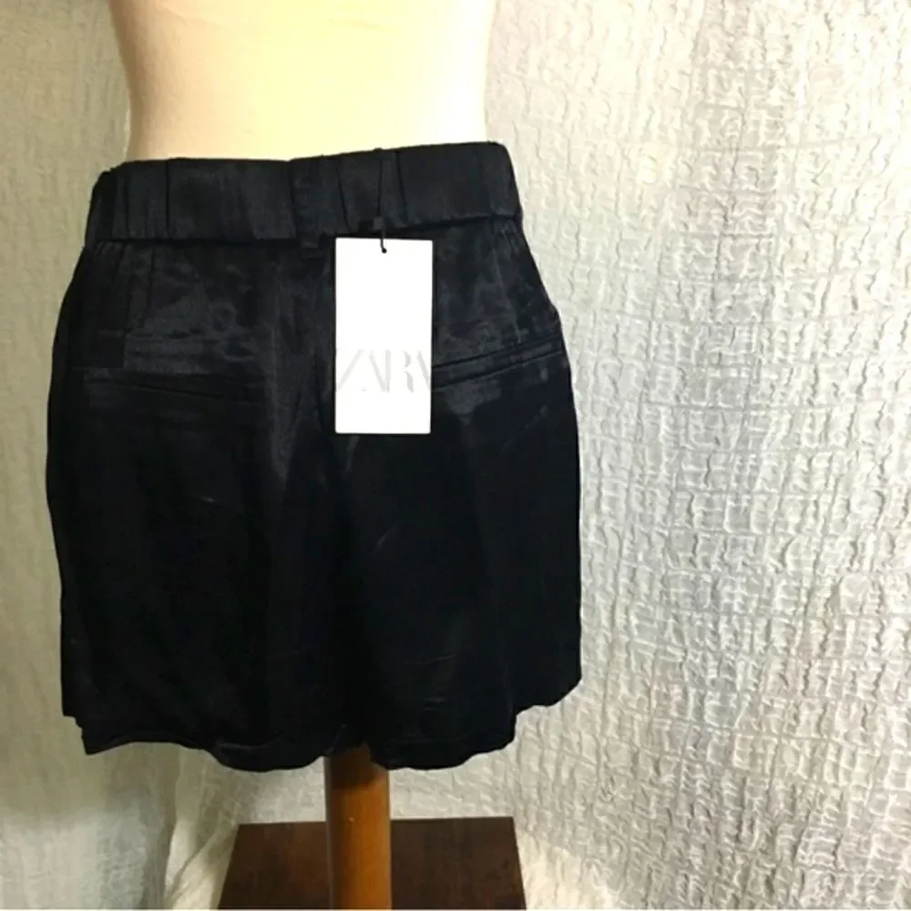 ZARA NWT 100% Viscose Shorts Size Large